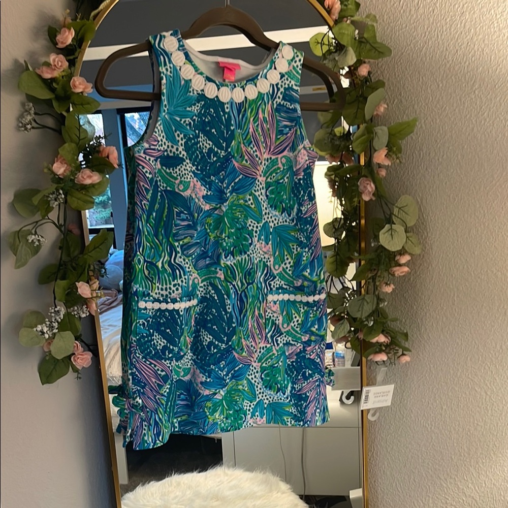Lilly Pulitzer Blue and Green Sleeveless Sheath Dress
